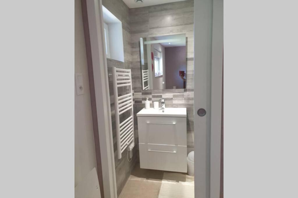 HaudainvilleAgreable Logement Pour 4 Pers A Deux Pas De Verdunアパートメント エクステリア 写真